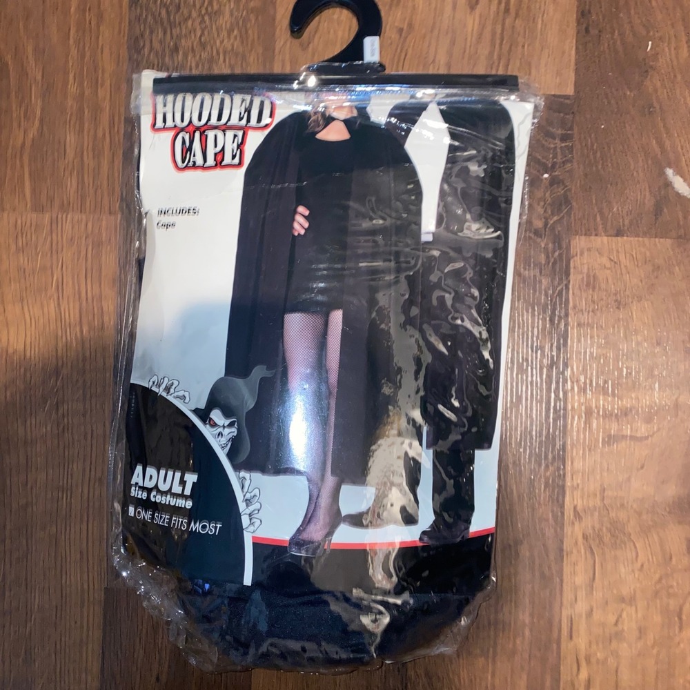 Adult Black Hooded Cape Costume One Size Fits Most Halloween Cosplay Set of‎ 2